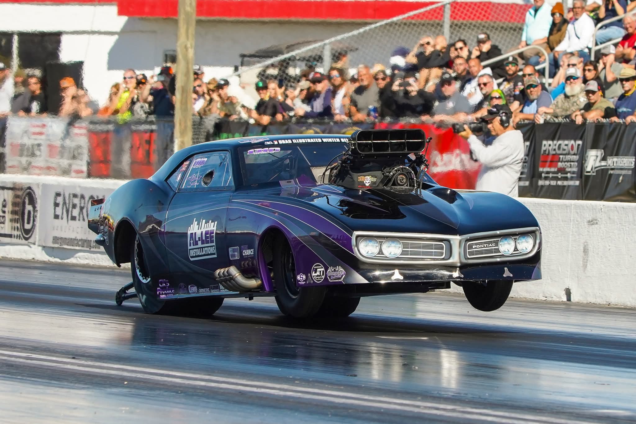 pro-mod-3-40d8ade3-2444-7a74-9b68-844b13d118d3.jpg