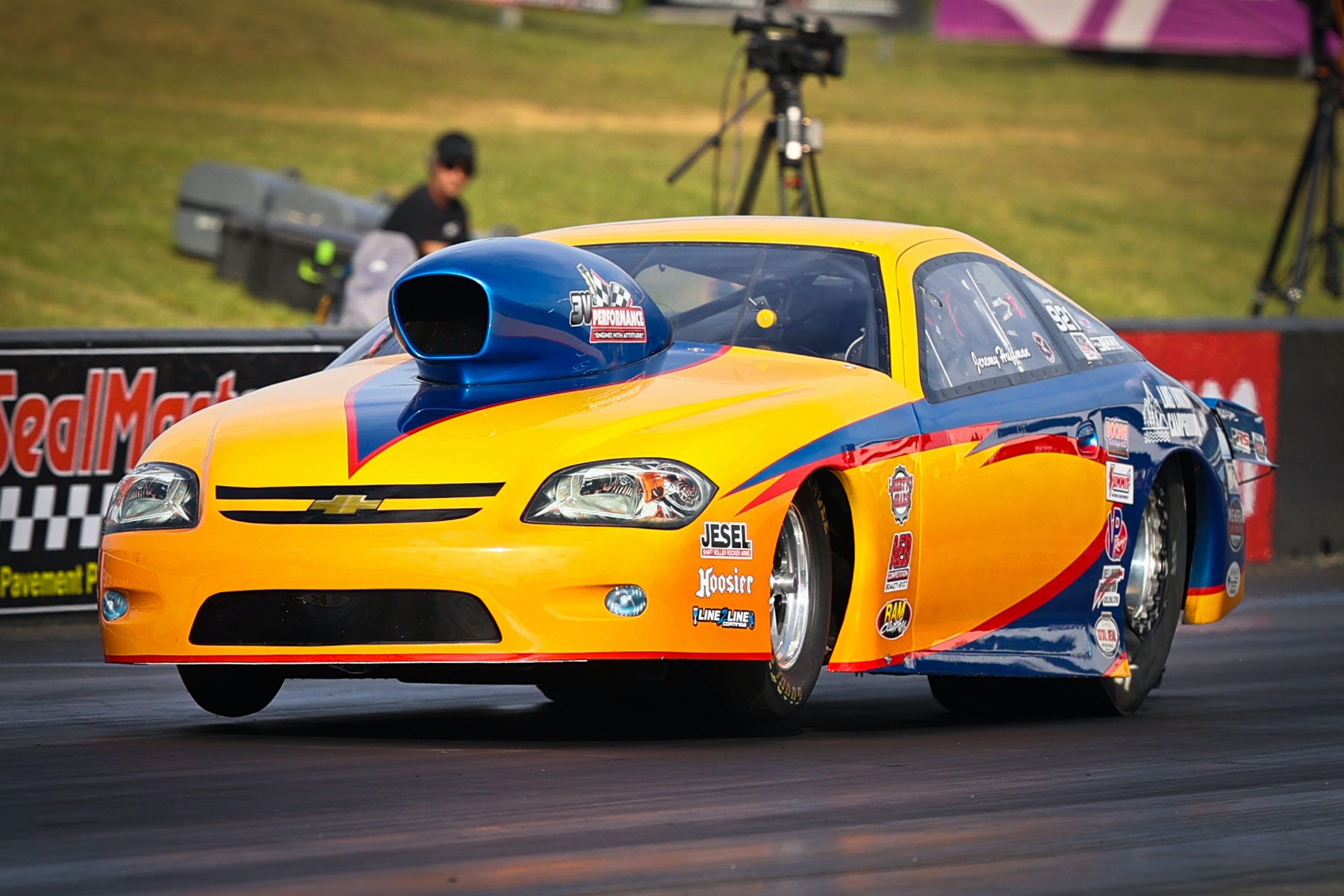 pro-stock-07dc7df7-988a-d406-d8f0-d60ef19c3cef.jpg