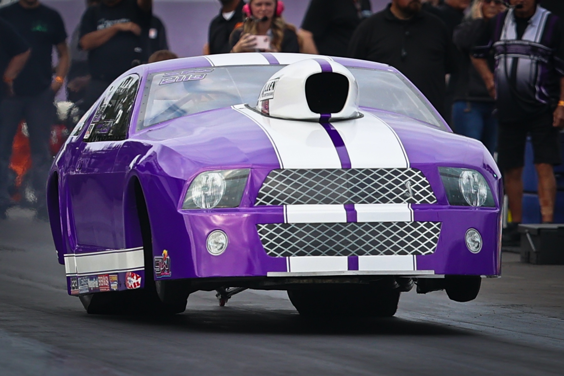 pro-stock-32991611-9d43-e277-01bf-bda44463299c.jpg